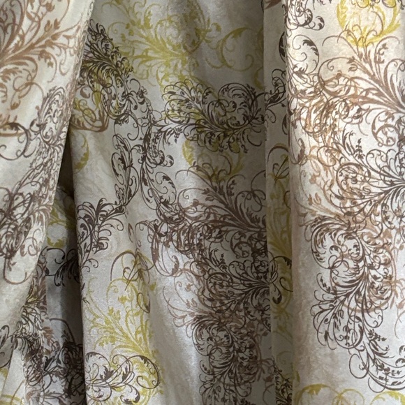 Motto Beige Jacket with 2/3 length sleeves and Patterned Lining - Picture 8 of 9